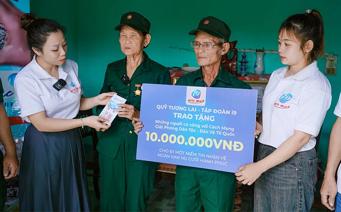 Hỗ trợ khách hàng 24/7 UK88